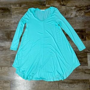 Reborn J V-neck Long Sleeve dress